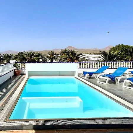 Amplia Con Piscina Privada Y 2 Dormitorios, * 푸에르토카레로